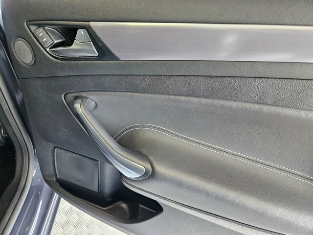 Ford Mondeo Titanium X Black #22
