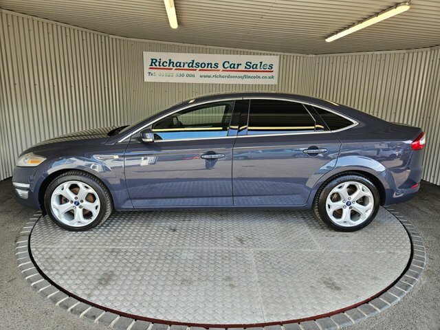 Ford Mondeo Titanium X Black #7