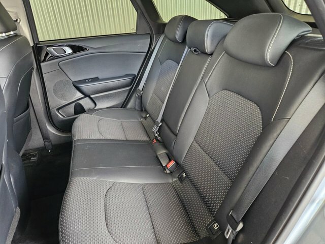 Kia Ceed 1.4T Gdi Isg Gt-line Dct White #36