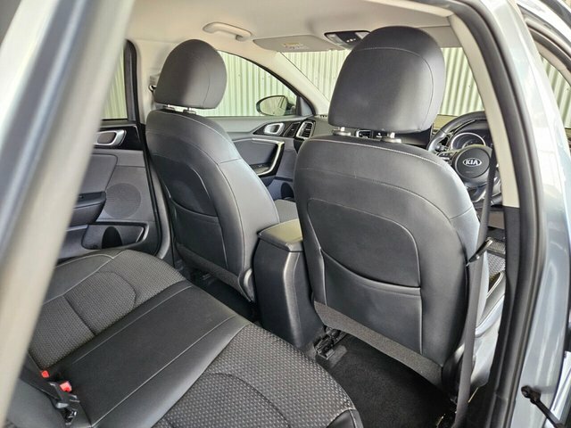 Kia Ceed 1.4T Gdi Isg Gt-line Dct White #30