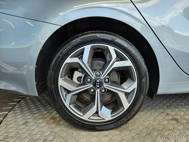 Kia Ceed 1.4T Gdi Isg Gt-line Dct White #11