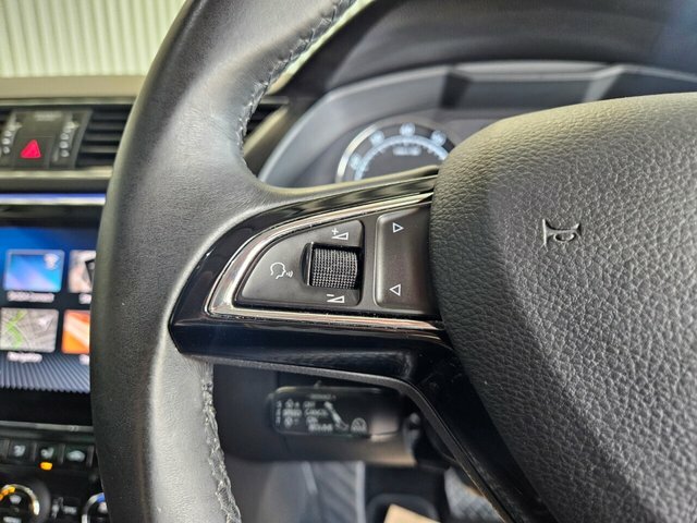 Skoda Superb 1.4 Tsi Act Se L Executive Hatchback Ds Black #3