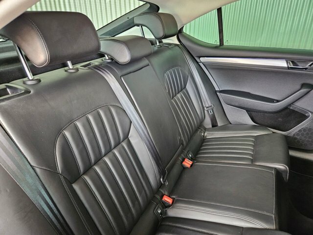 Skoda Superb Se Technology Tdi Dsg Silver #19