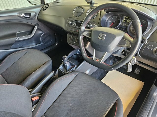 Seat Ibiza 2015 15 1.4 White #18