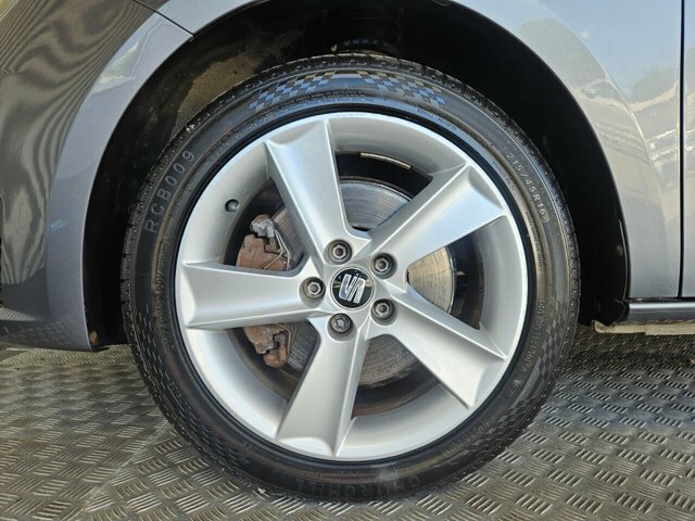 Seat Ibiza 2015 15 1.4 White #13