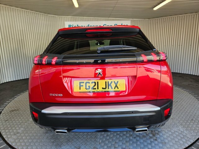 Peugeot 2008 1.2 Puretech Allure Premium Suv Red #4