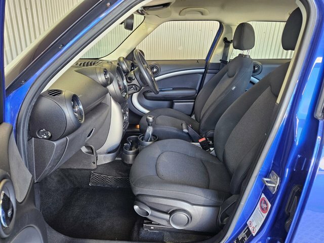 Mini Countryman 1.6 One White #29