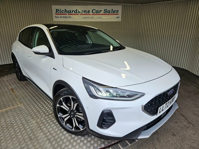 Ford Focus 1.0T Ecoboost Mhev Active Vignale Hatchback Pe White