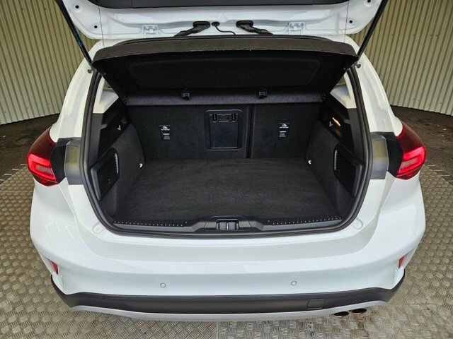 Ford Focus 1.0T Ecoboost Mhev Active Vignale Hatchback Pe LL72KWN White #5