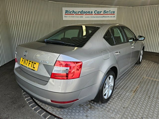 Skoda Octavia 1.4 Tsi Se Hatchback Euro 6 S S Beige #3