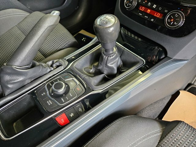Peugeot 508 2.0 Hdi Active Blue #17