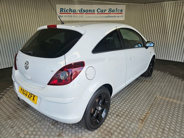 Vauxhall Corsa 1.4 16V Sxi Hatchback Euro 5 A White #3