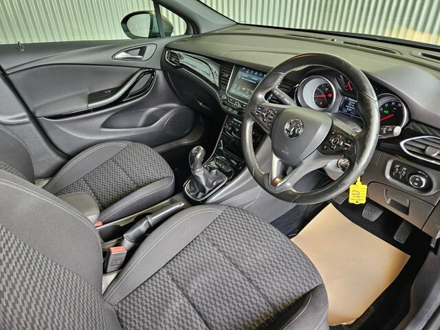 Vauxhall Astra 1.6 Cdti 16V 136 Elite Nav Hatchback Black #19