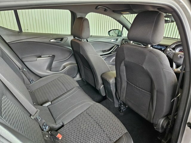 Vauxhall Astra 1.6 Cdti 16V 136 Elite Nav Hatchback Black #23