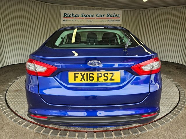 Ford Mondeo 1.5T Ecoboost Zetec Hatchback Eu Blue #5
