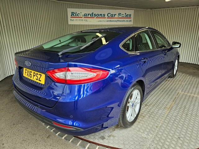 Ford Mondeo 1.5T Ecoboost Zetec Hatchback Eu Blue #3