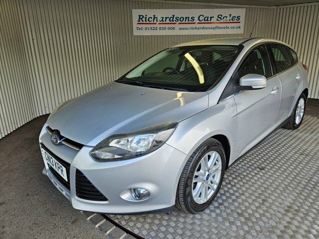Ford Focus Hatchback 1.6 Tdci Zetec Euro 5 Ss 201363 Black #8