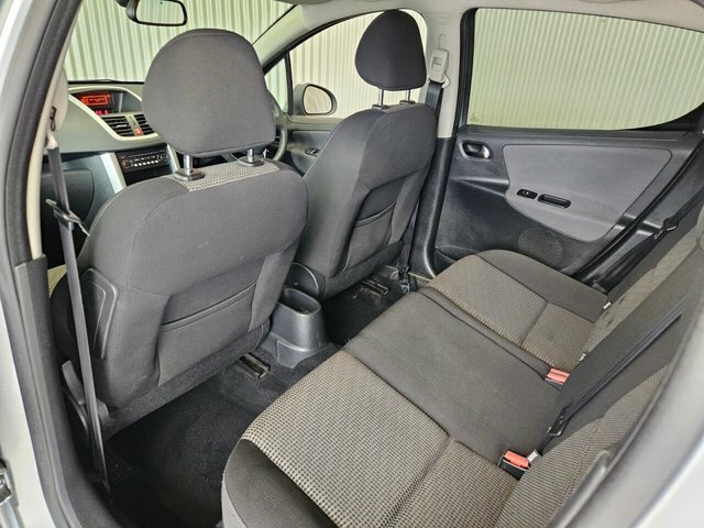 Peugeot 207 Hdi S Black #22