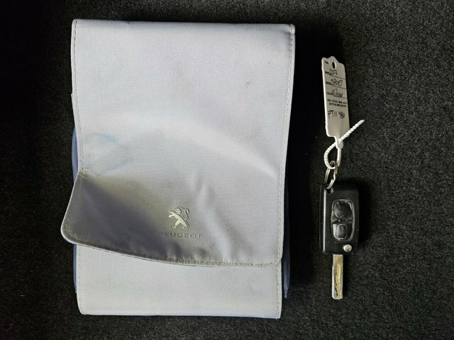 Peugeot 207 Hdi S Black #30