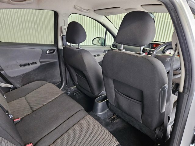 Peugeot 207 Hdi S Black #18