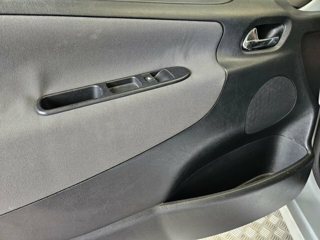 Peugeot 207 Hdi S Black #29