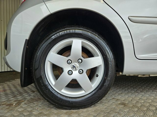 Peugeot 207 Hdi S Black #11