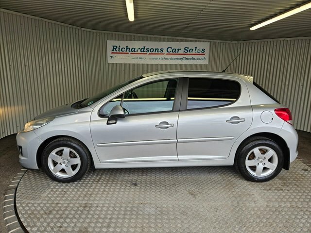 Peugeot 207 Hdi S Black #7