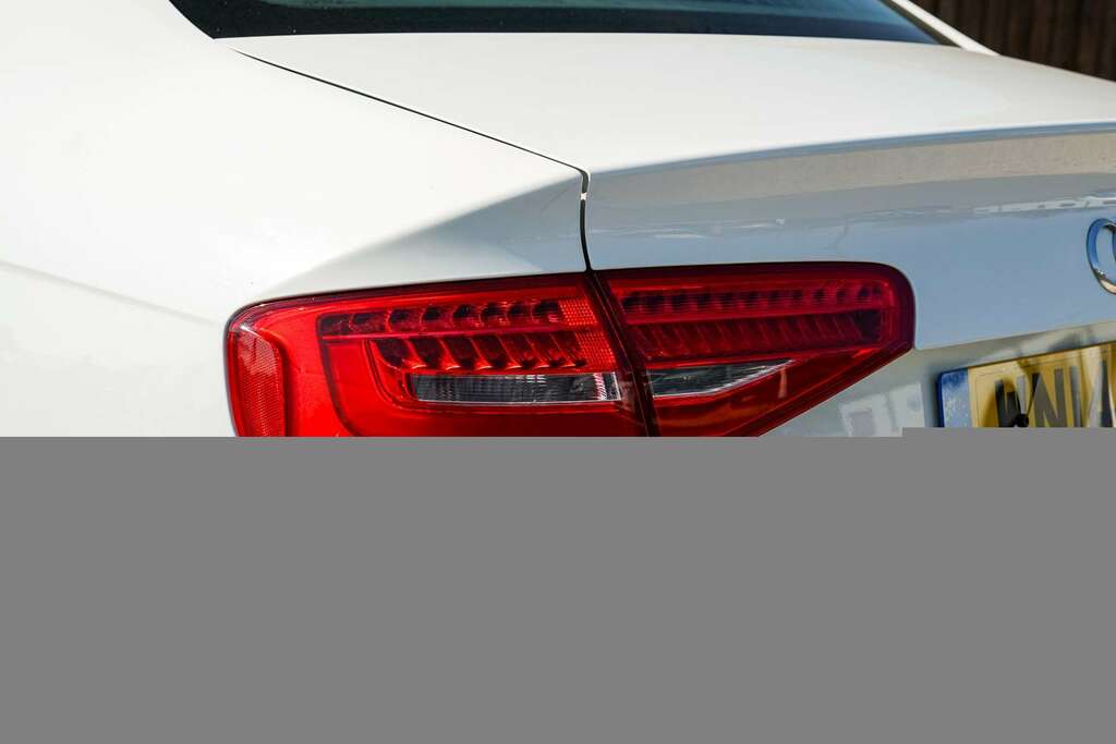 Audi A4 Audi A4 3.0 Tdi Quattro Black Edition S Tronic WN14ULR Black #4