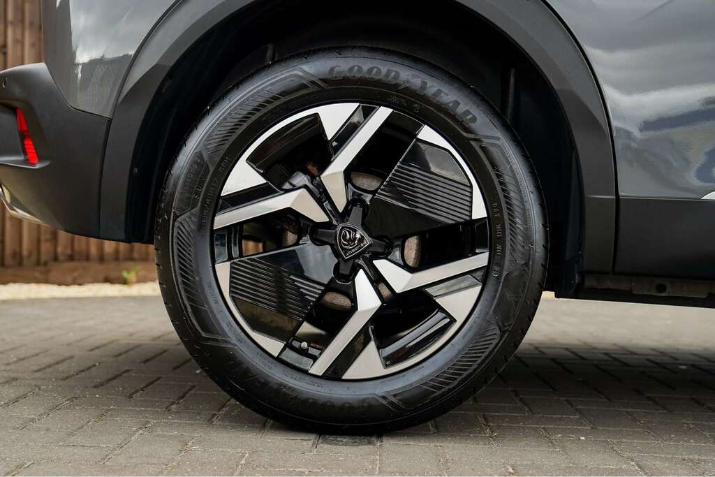 Peugeot 2008 Peugeot 2008 1.2 Puretech Allure Suv Ma VN24XZM Grey #4