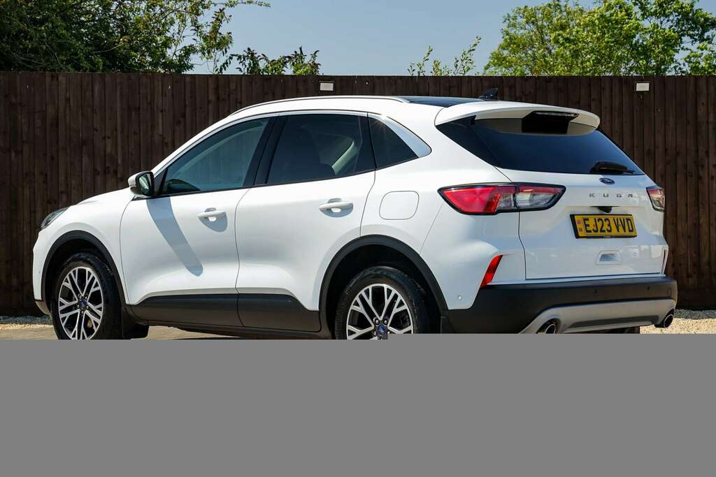 Ford Kuga Ford Kuga 1.5T Ecoboost Titanium Edition Suv P EJ23VVD Silver #2