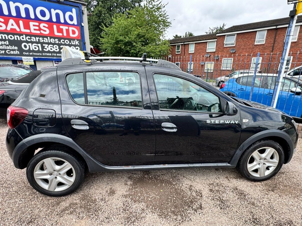 Dacia Sandero Stepway 1.5L Laureate Black #4
