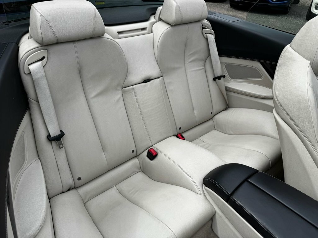 BMW 6 Series 2013 63 3.0 Blue #13