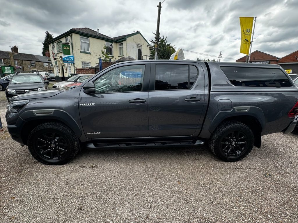 Toyota HILUX 2.8L Invincible X GU71AFE Grey #5