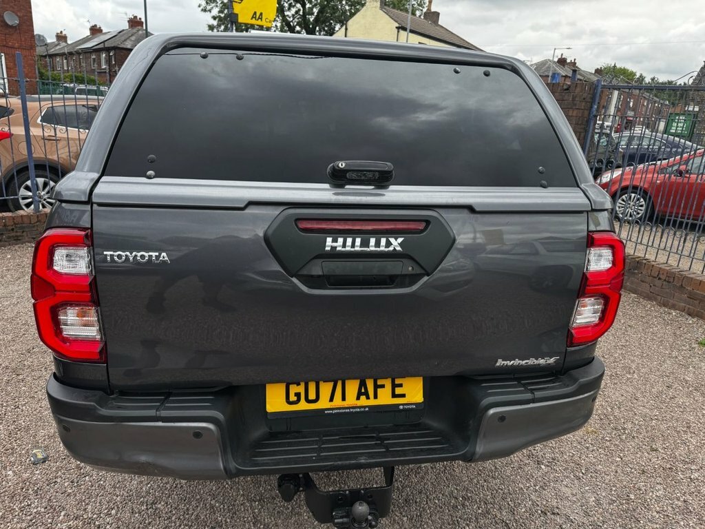 Toyota HILUX 2.8L Invincible X GU71AFE Grey #6