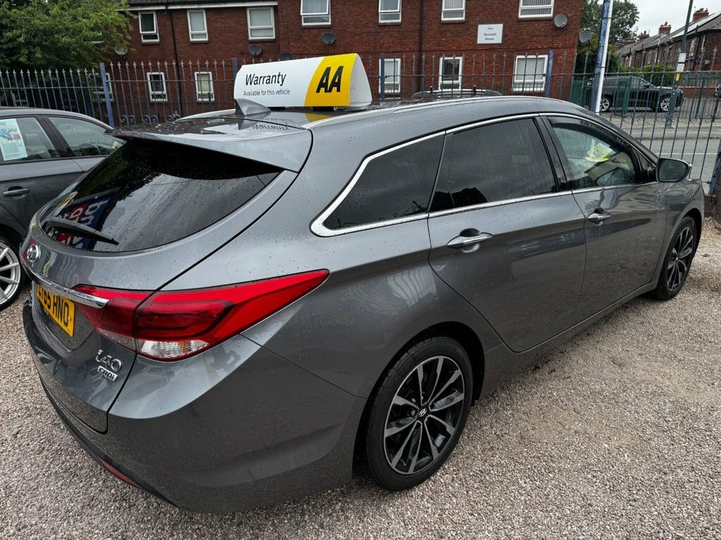 Hyundai I40 1.7L Se Nav Silver #2