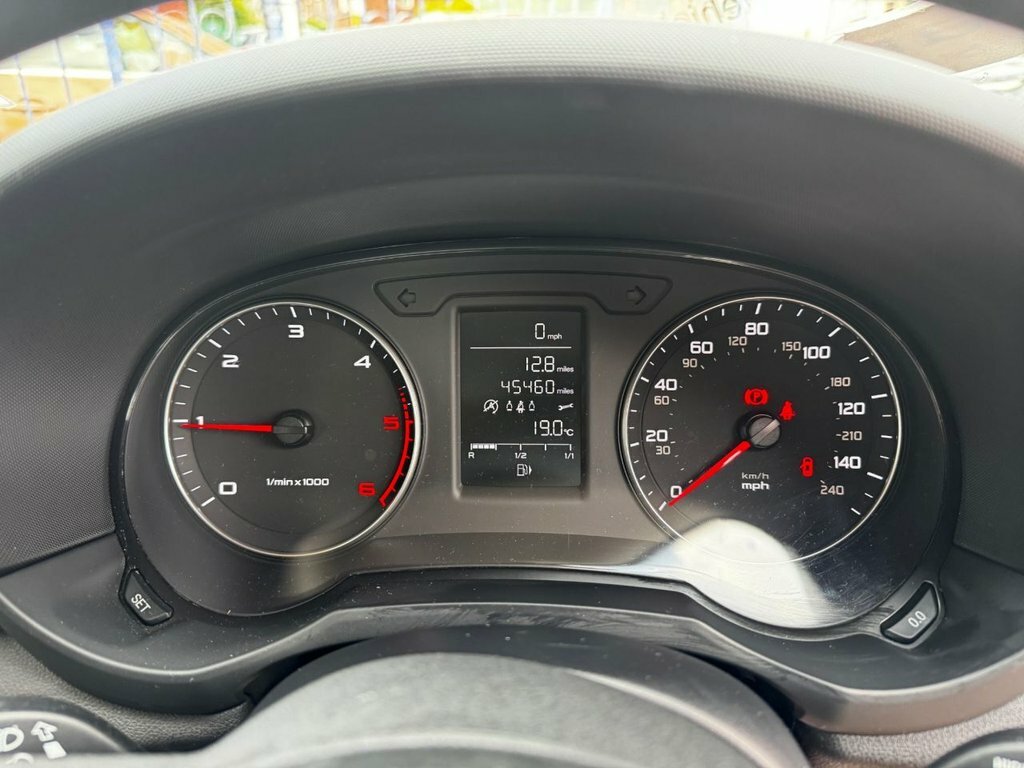 Audi A1 1.2L Tfsi Sport 84 Bhp White #17