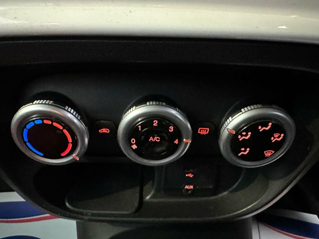 Fiat 500L Mpv Red #12