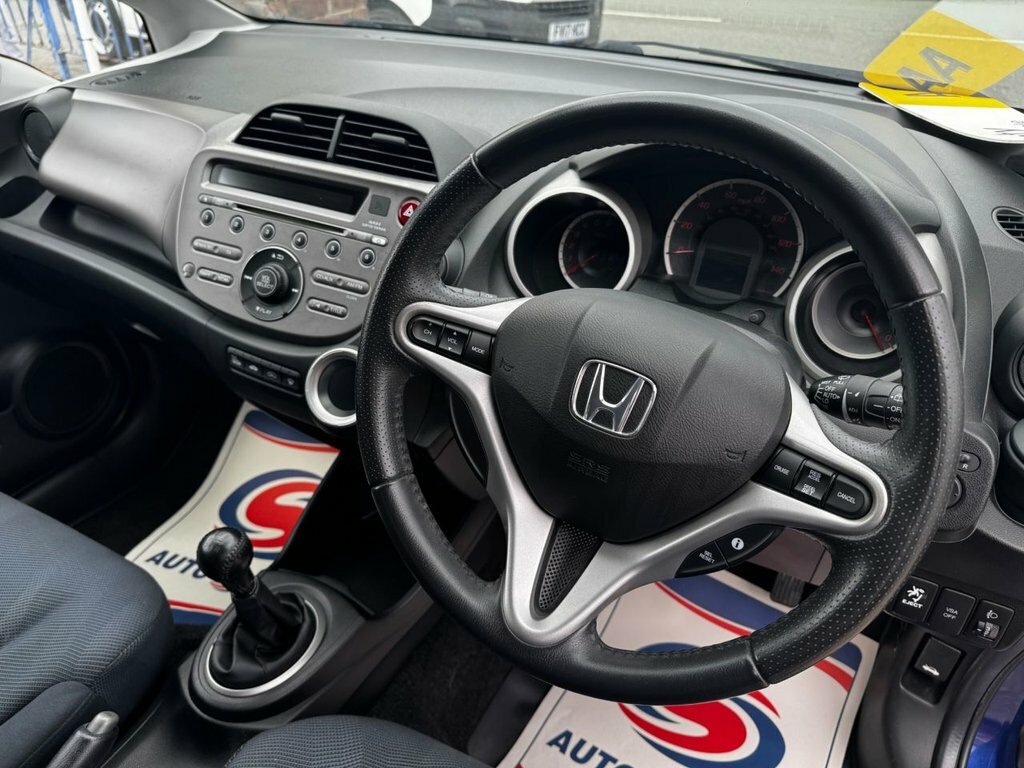 Honda Jazz 1.3 I-vtec Es 98 Bhp Purple #10