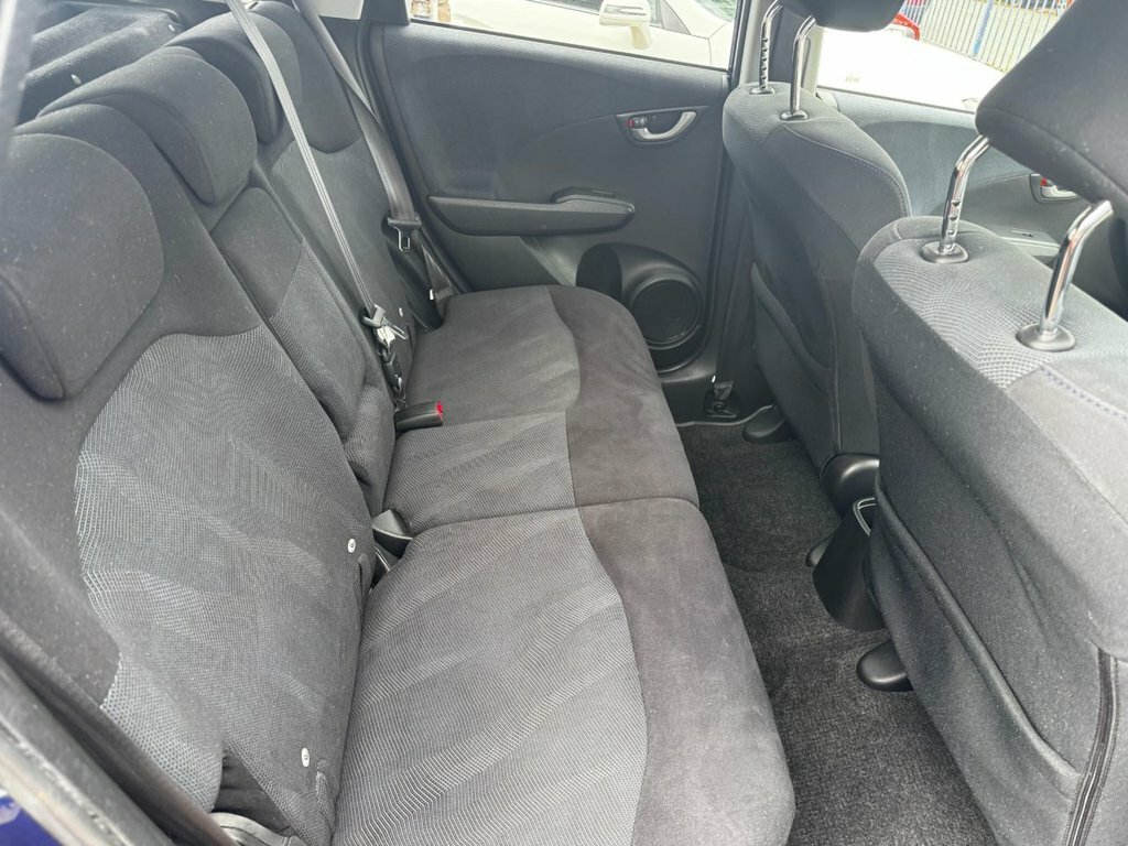 Honda Jazz 1.3 I-vtec Es 98 Bhp Purple #15