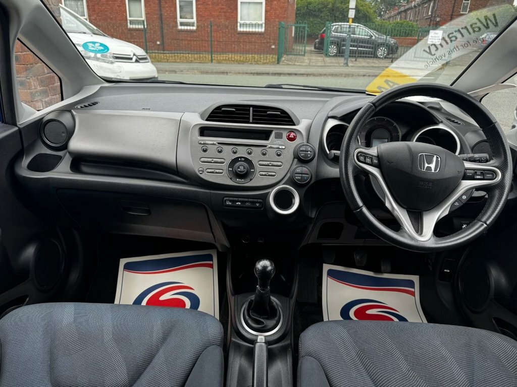Honda Jazz 1.3 I-vtec Es 98 Bhp Purple #13