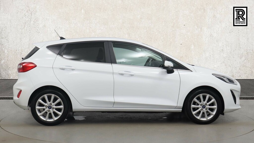 Ford Fiesta 1.0T Ecoboost Titanium Hatchback AV20XLO White #4