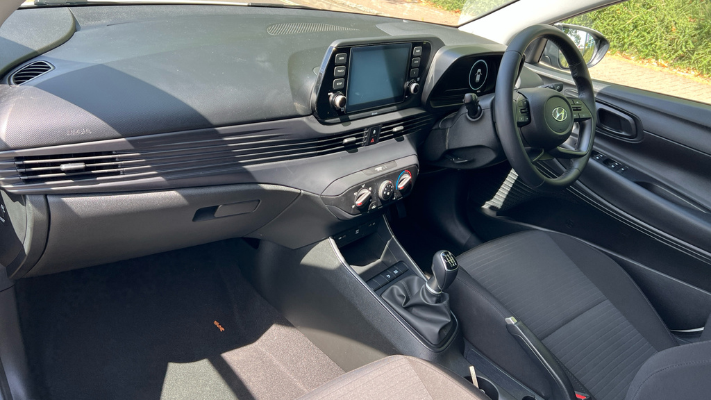 Hyundai I20 1.0 T-gdi Mhev Se Connect Hatchback Hyb White #2