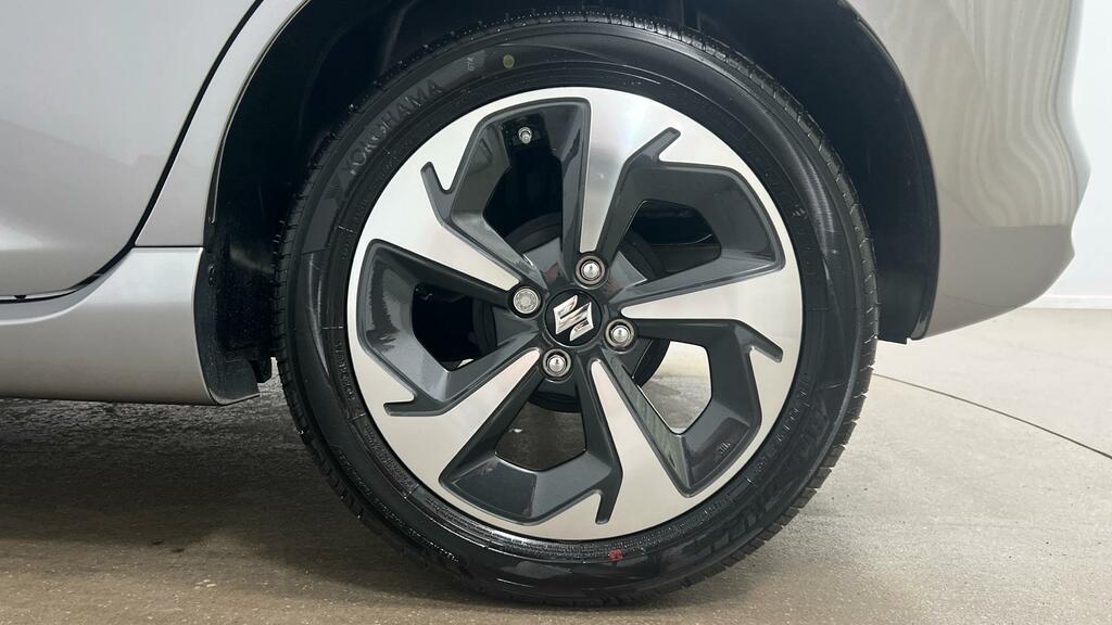 Suzuki Swift Swift 1.2 Djet Hybrid Ultra HT26DKV Silver #5