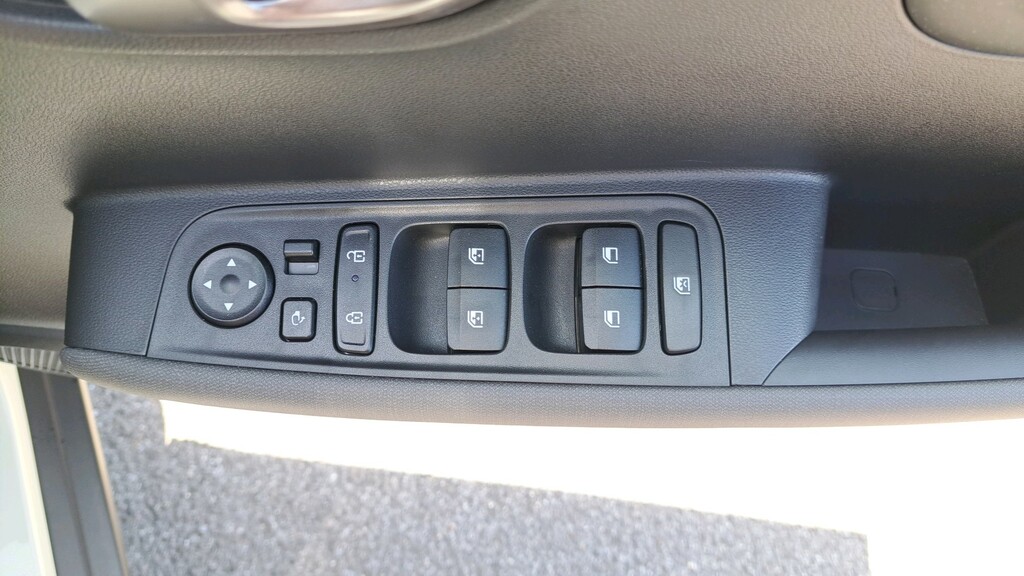 Hyundai Inster 85Kw 02 49Kwh Beige #25