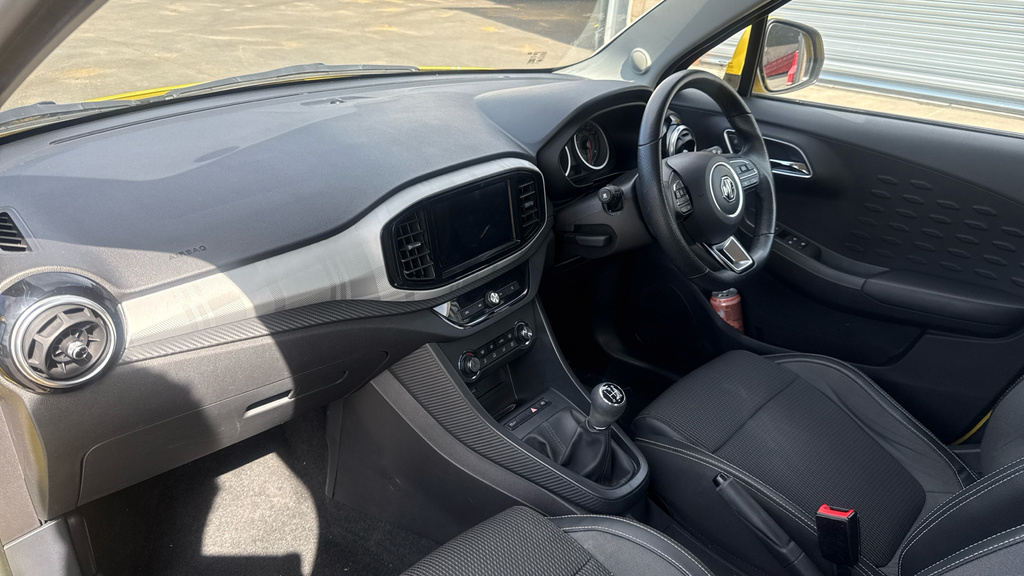 MG MG3 1.5 Vti-tech Exclusive Nav Hatchback Ma LD72YEL Yellow #2