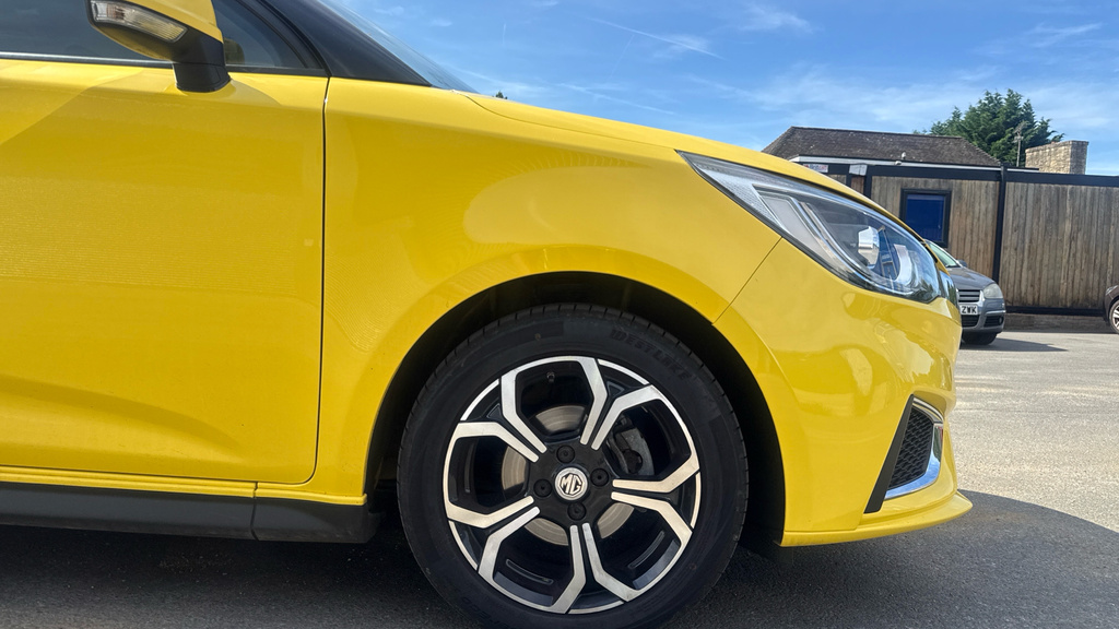 MG MG3 1.5 Vti-tech Exclusive Nav Hatchback Ma LD72YEL Yellow #5