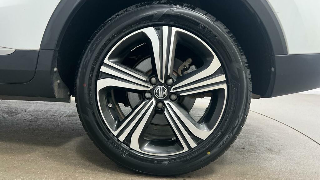 MG ZS Excite 1.0T White #5