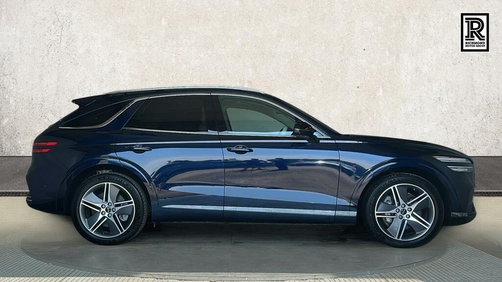 Genesis GV70 84Kwh, Dual Motor Dynamic Suv White #5