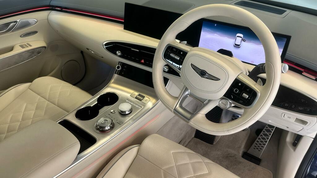 Genesis GV70 84Kwh, Dual Motor Dynamic Suv White #11