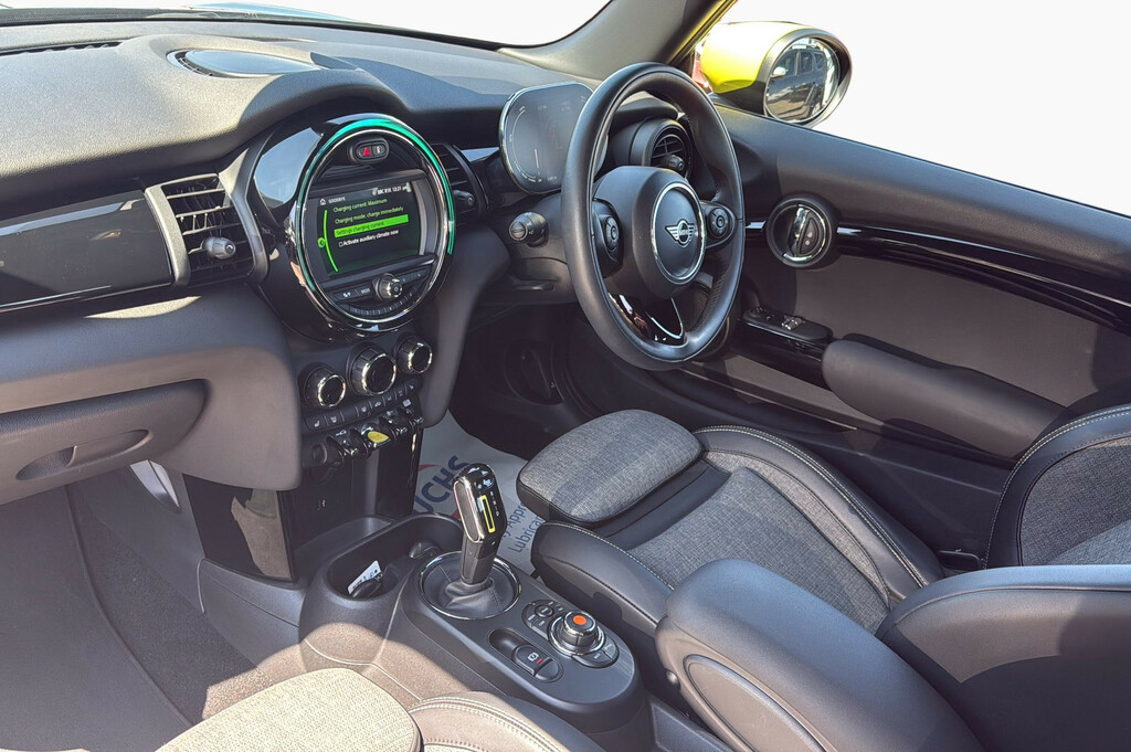 Mini Electric Cooper Se 32.6Kwh Level 2 Hatchback A Black #6